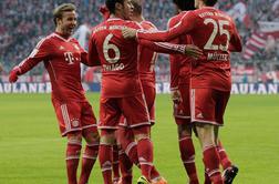 Bayern ne popušča, Bayer in Borussia Dortmund sledita