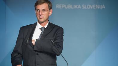 Izbrancem SMC se mudi s kadrovanjem, kot da bodo jutri volitve