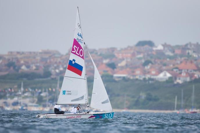 Slovenski jadralki v Argentini na 33. mestu