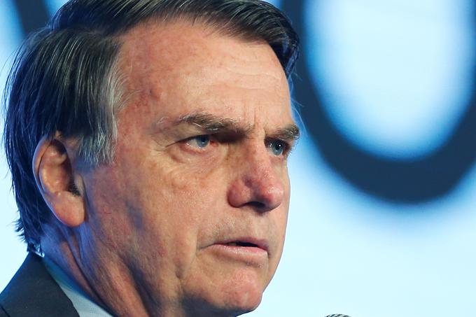 Brazilski predsednik Jair Bolsonaro še naprej nasprotuje omejevalnim ukrepom za zajezitev novega koronavirusa. | Foto: Reuters