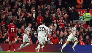 Maguire poskrbel za popoln Šeškov debi na Anfieldu