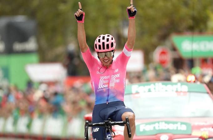 Sergio Higuita slavi etapno zmago. | Foto: Luis Angel Gomez/PhotogomezSport