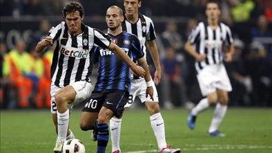 Chelseaju derbi, v Milanu delitev točk