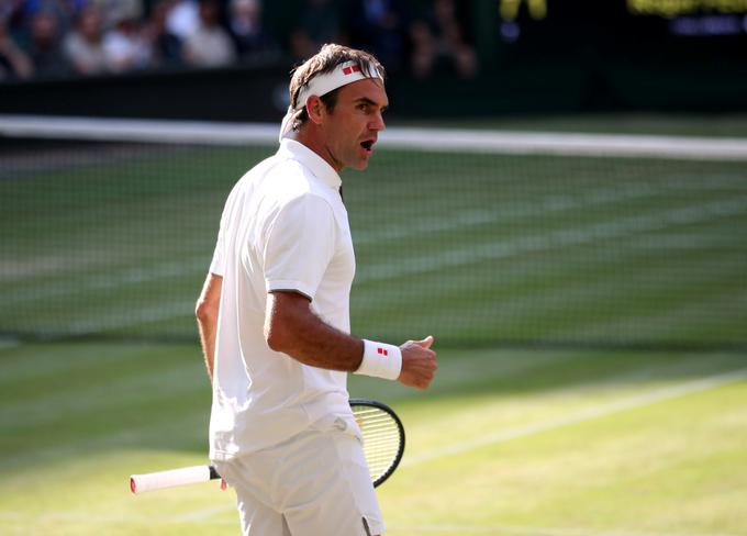 Nekateri teniški strokovnjaki menijo, da bo moral Roger Federer dvigniti svojo raven igre, če bo želel v finalu premagati Srba. | Foto: Reuters