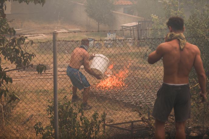 Grčija | Medtem grški vremenoslovci opozarjajo, da bodo suša in visoke temperature v prihodnjih dneh prizadele skoraj vse dele Grčije, kar bo ustvarilo "popolno kuliso" za še več požarov.  | Foto Reuters