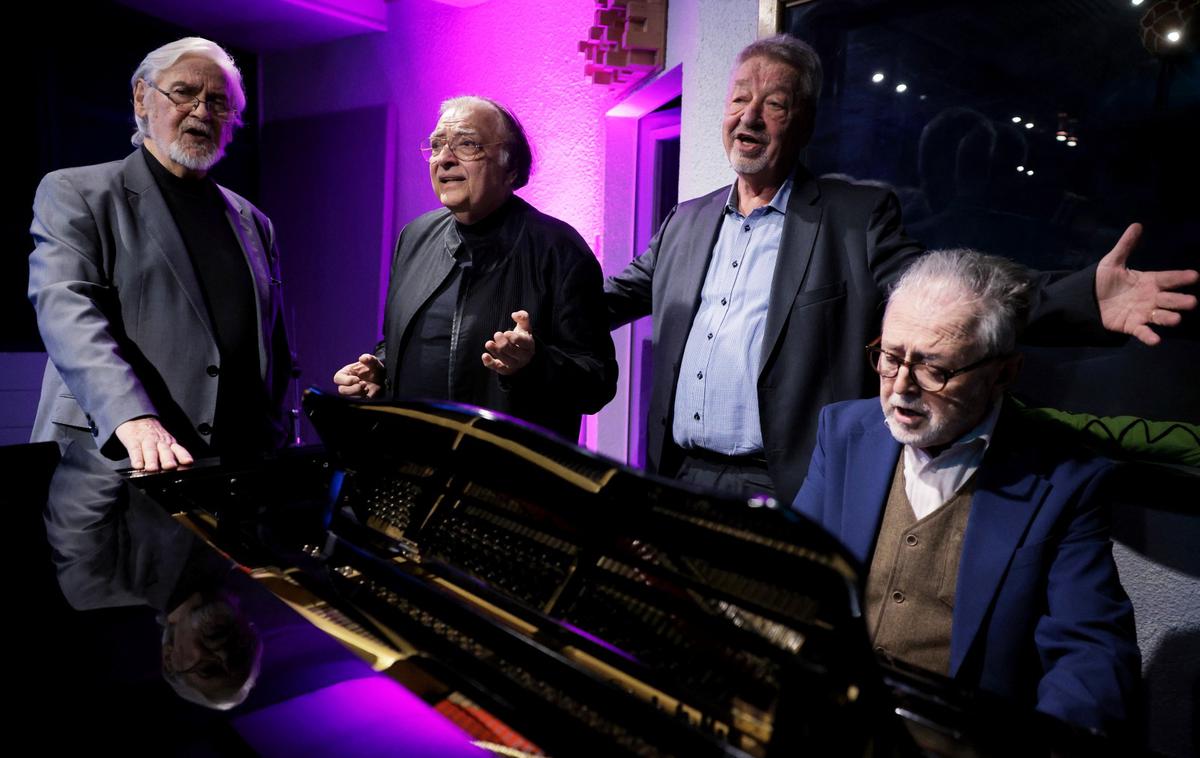 New Swing Quartet | New Swing Quartet aprila letos, za klavirjem sedi zdaj že nekdanji član Tomaž Kozlevčar. | Foto Daniel Novakovič/STA