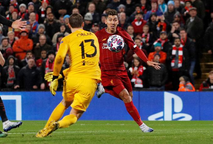 Roberto Firmino bi lahko v torek predstavljal veliko nevarnost za Oblakova vrata. | Foto: Reuters