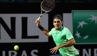 Federer zaradi nove pričeske teče hitreje