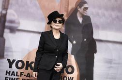 Najbolj "slavna neznana umetnica" Yoko Ono praznuje 80 let
