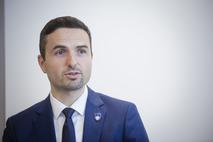 Matej Tonin