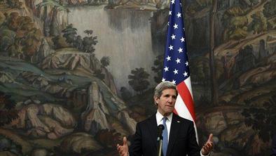 Kerry obisk v Rusiji končal z borci za človekove pravice