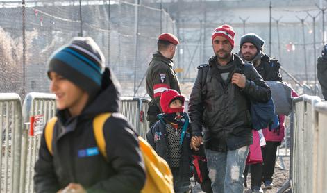 Avstrijski časnik: Voditelji EU bodo v ponedeljek zaprli balkansko migrantsko pot