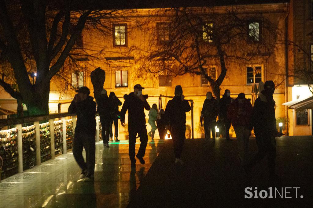 Nasilni protesti v Ljubljani, 5. november 2020. Ivan Gale vodni top