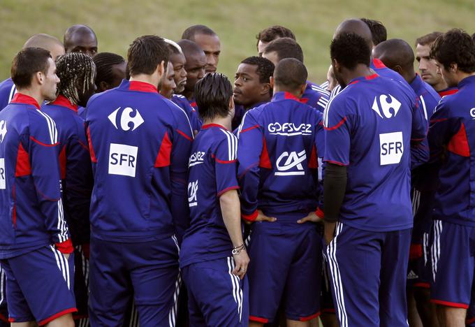 "Nogometaši, ki so se sredi prvenstva odločili za stavko, so osramotili Francijo!" so bili prepričani mnogi. | Foto: Reuters