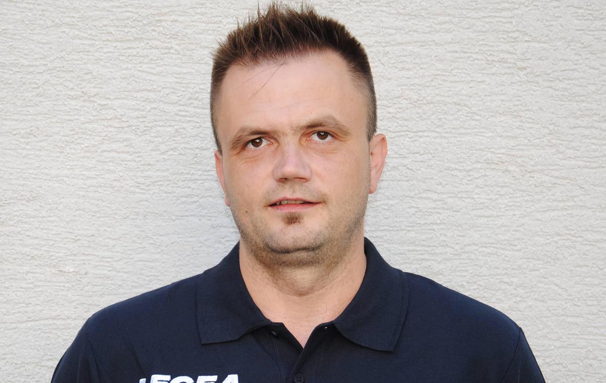 Aleš Hribar 1 | Aleš Hribar je v pretekli sezoni vodil Kamnik, zdaj pa bo svoje trenersko znanje delil v Prekmurju. | Foto OK Panvita Pomgrad
