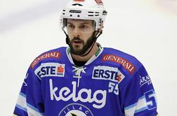 Hotham ostaja v Beljaku, Cole odhaja