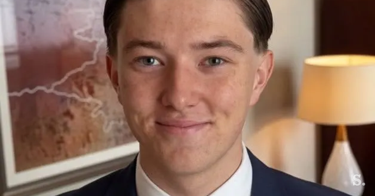 18-letni Henry Nowak umrl v mukah: policisti mu niso verjeli, da je zaboden