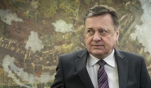 Jankoviću se zdi delo preiskovalne komisije politični cirkus