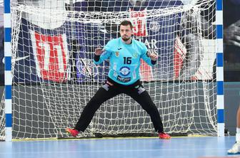 Filip Ivić zaradi udeležbe na Thompsonovem koncertu ostal brez službe