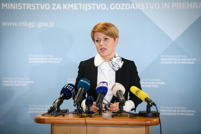 Predsednica DeSUS Aleksandra Pivec je zatrdila, da bo vztrajala pri nasprotovanju odpiranju ideoloških tem, ki bi povzročile razhajanja v koaliciji. | Foto: STA ,