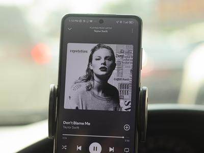 Taylor Swift, Drake in Kendrick Lamar povezani z več prometnimi nesrečami s smrtnim izidom