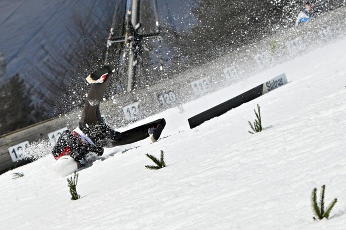 Nik Heberle | Nik Heberle po padcu v Planici sporoča, da je z njim vse v redu. | Foto Guliverimage