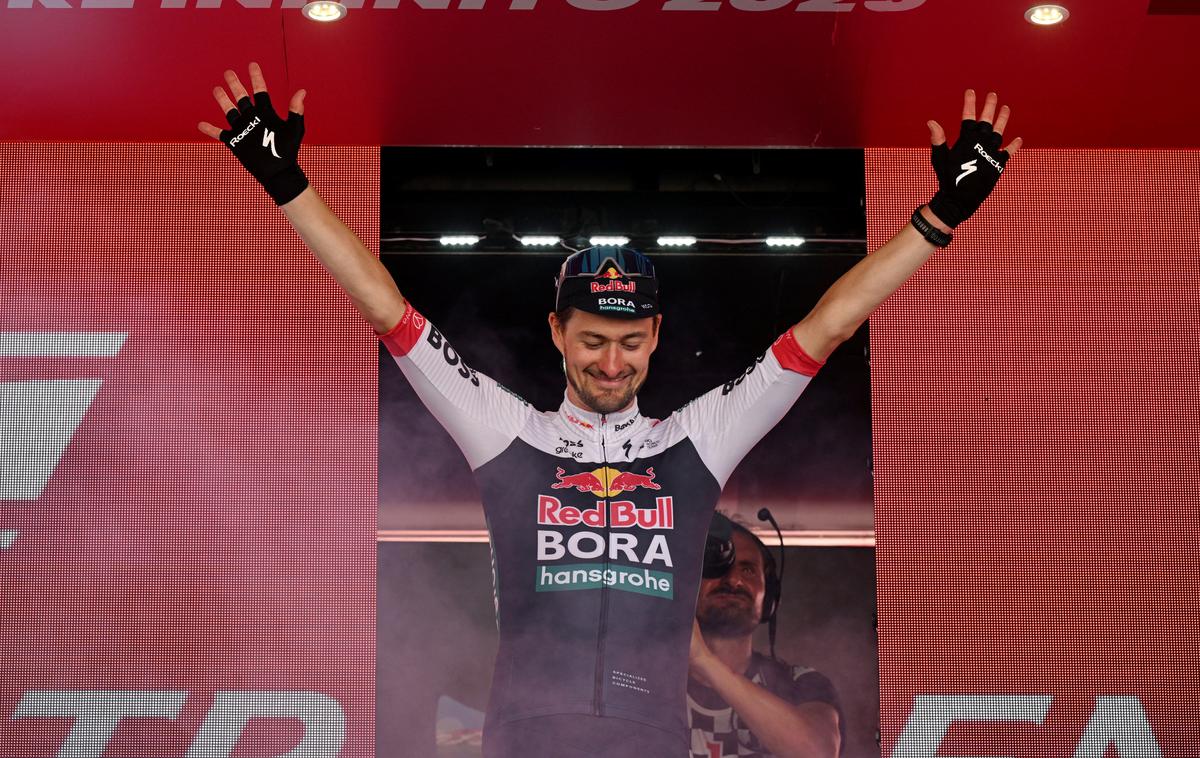 Nico Denz, Giro 2025 | "To je verjetno najbolj čustvena zmaga v moji karieri," je po 18. etapi povedal Nico Denz. | Foto Reuters