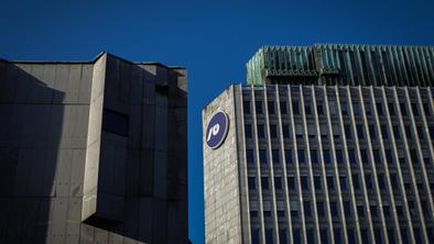 Skupina NLB zmanjšala čisti dobiček