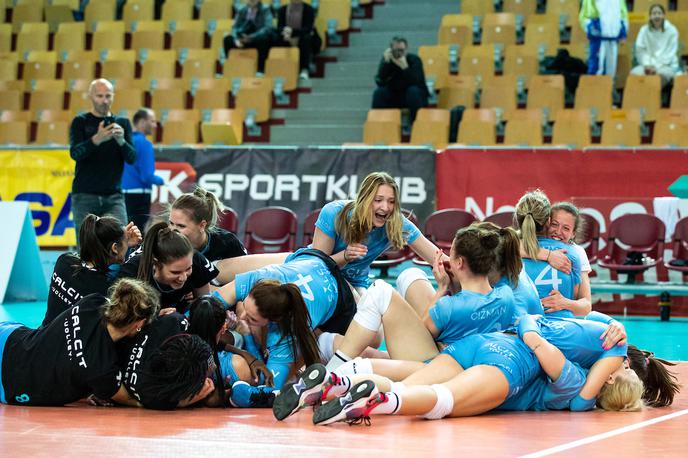 Nova KBM Branik Calcit Volley 4. tekma finala državnega prvenstva | Aktualne slovenske prvakinje bodo v novo sezono vstopile s kar nekaj mladimi obrazi. | Foto Matic Klanšek Velej/Sportida