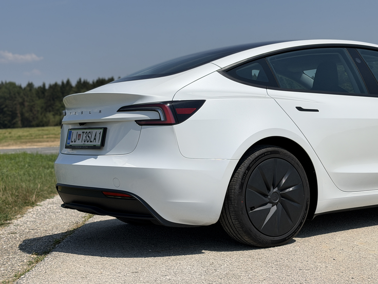 Tesla model 3 RWD | Foto: Gregor Pavšič