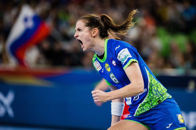 EHF Euro22: Slovenija - Hrvaška Ana Gros | Kapetanka Slovenije Ana Gros je k zmagi Györa prispevala devet golov. | Foto Grega Valančič/Sportida