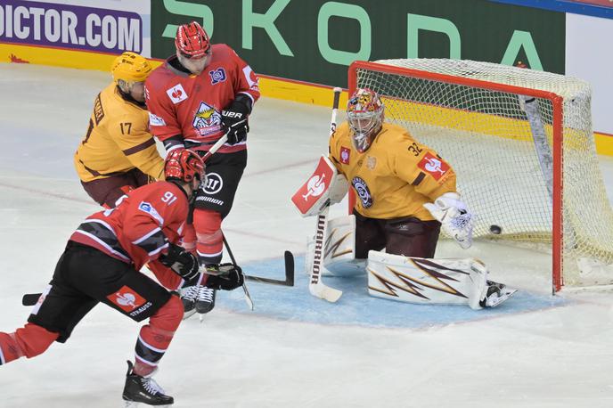 liga prvakov, Geneve Servette, Fischtown Pinguns | Geneve Servette so s skupnim izidom 6:2 izločili Fischtown Pinguins, za katerega igra slovenski trio. | Foto Guliverimage