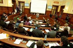 NSi s predlogom za prepoved pitja alkohola na javnih površinah v Ljubljani na sejo mestnega sveta