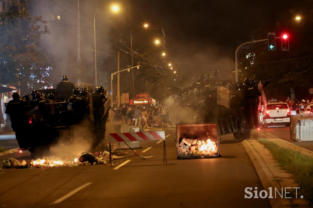 Protesti v Srbiji