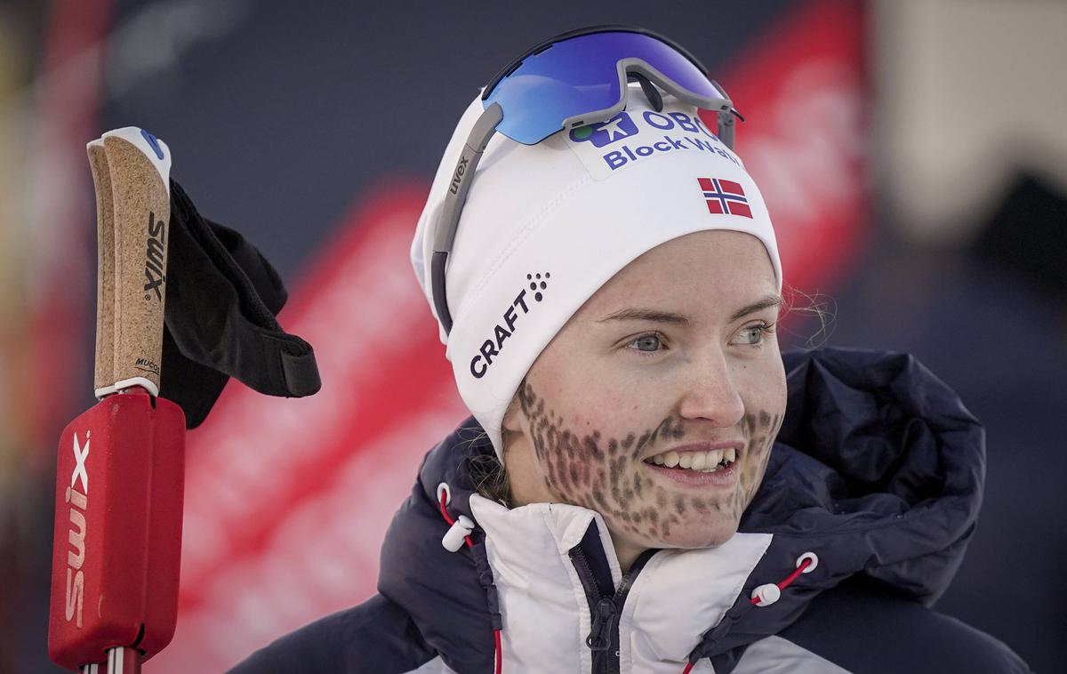 Gyda Westvold Hansen | Svetovna prvakinja v nordijski kombinaciji Gyda Westvold Hansen je z narisano brado opozorila na dejstvo, da ženske kombinatorke tudi na olimpijskih igrah leta 2026 ne bodo dobile priložnosti za nastop. | Foto Guliverimage