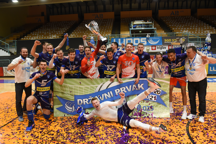 OK Merkur Maribor ACH Volley 5. tekma finala DP 2020/21 | Odbojkarji Maribora se tretjič v zgodovini veselijo naslova državnega prvaka. | Foto Miloš Vujinović/Sportida