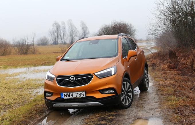 Opel je leta 2012 z mokko stopil v razred športnih terencev in crossoverjev. Ti danes predstavljajo že 40 odstotkov celotne prodaje znamke v Sloveniji.  | Foto: Gregor Pavšič