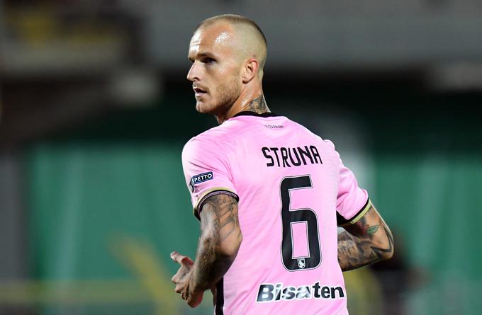 Aljaž Struna se s Palermom poteguje za uvrstitev v prvo italijansko ligo. | Foto: Getty Images