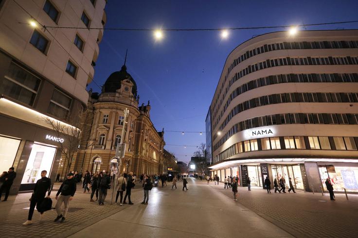 Veleblagovnica Nama v Ljubljani | Foto: STA