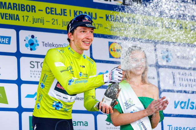 Florian Lipowitz | Florian Lipowitz je na vzponu na Vršič pokazal močne noge, na koncu pa se je veselil zelene majice vodilnega na dirki Po Sloveniji. | Foto Aleš Fevžer