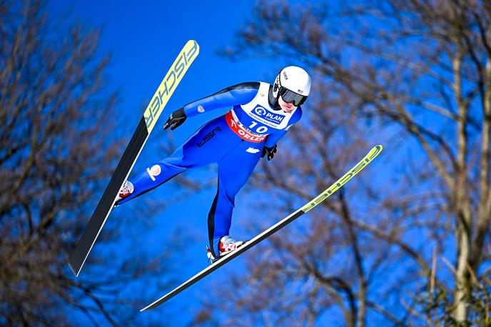 Paige Jones | Ameriška smučarska skakalka Paige Jones je usmerila ostro kritiko na račun postopkov Mednarodne smučarske zveze. | Foto Guliverimage