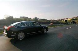 Citroen C6 2,7 HDi avt.