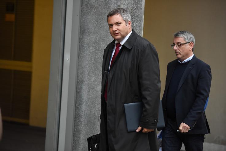 V SD, ki jo v vladi vodi Dejan Židan (levo), v državnem zboru pa Matjaž Han (desno), pri kadrovanju doživljajo poraz za porazom. | Foto: STA ,
