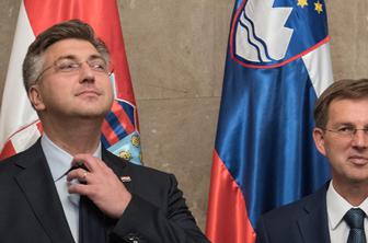 "Hrvaška se obnaša kot noj, ki tišči glavo v pesek" #arbitraža