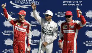 Hamilton izenačil Schumacherja in preti Senni