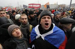 Prva odziva Putina in Medvedjeva na proteste 