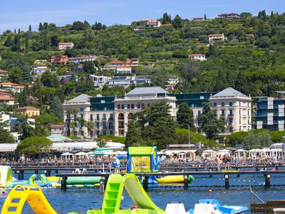 Tatvine na slovenskih plažah, v Izoli vlomili v hotelsko sobo