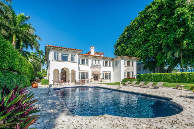 Vila v Miamiju, ki je dejansko naprodaj (za 27,5 milijona evrov), a njen lastnik ni pes. | Foto: Profimedia