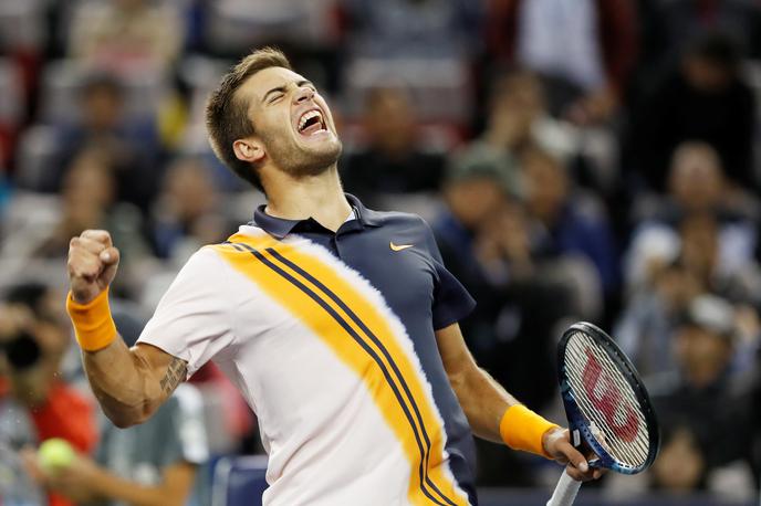 Matthew Ebden | Matthew Ebden je v treh nizih ugnal Lucasa Pouilleja. | Foto Reuters