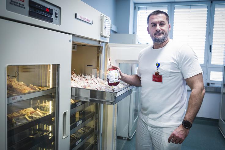 "Večja kot je baza, večja je verjetnost, da najdemo ustreznega darovalca za bolnika." | Foto: Ana Kovač